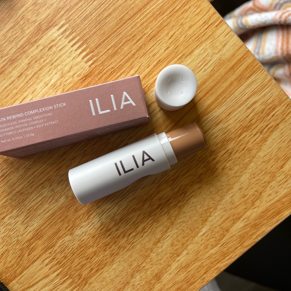 ILIA Skin Rewind Complexion Stick - Limbia